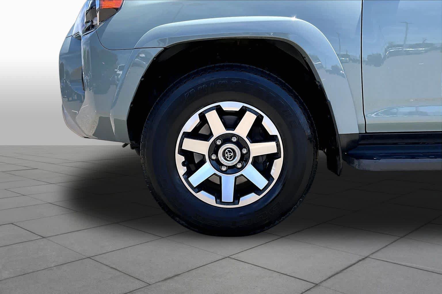 Certified 2023 Toyota 4Runner TRD Off-Road Premium w/ Moonroof Package AWD/4WD image 10