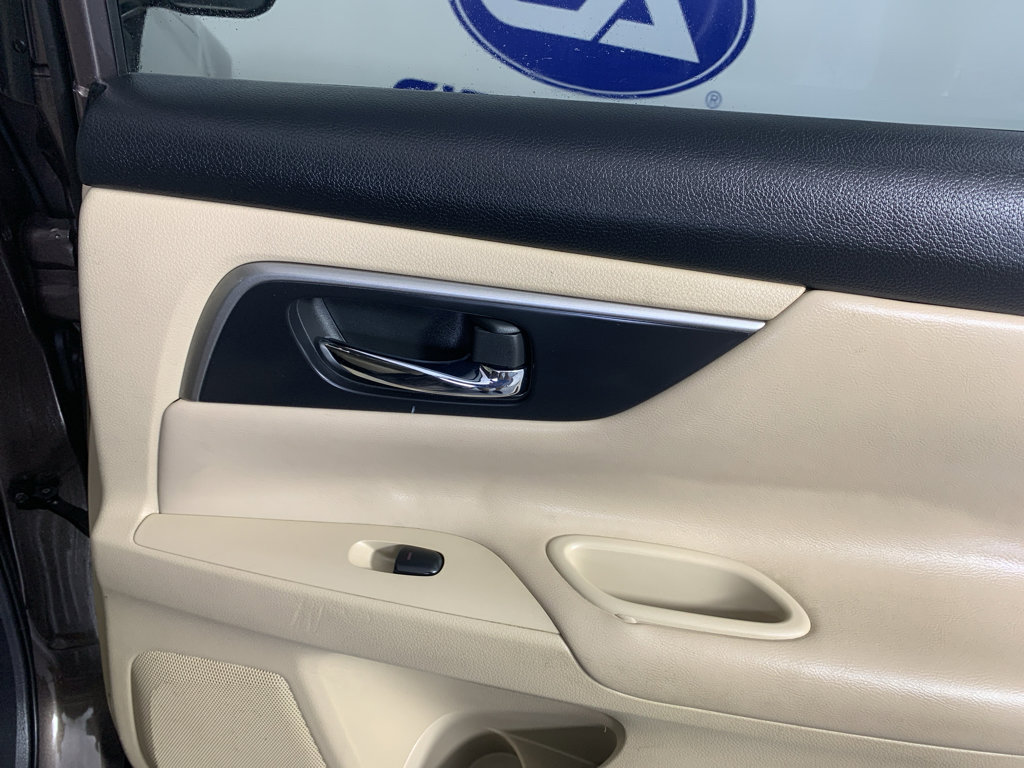 Used 2015 Nissan Altima 2.5 S w/ Sport Value Package image 31