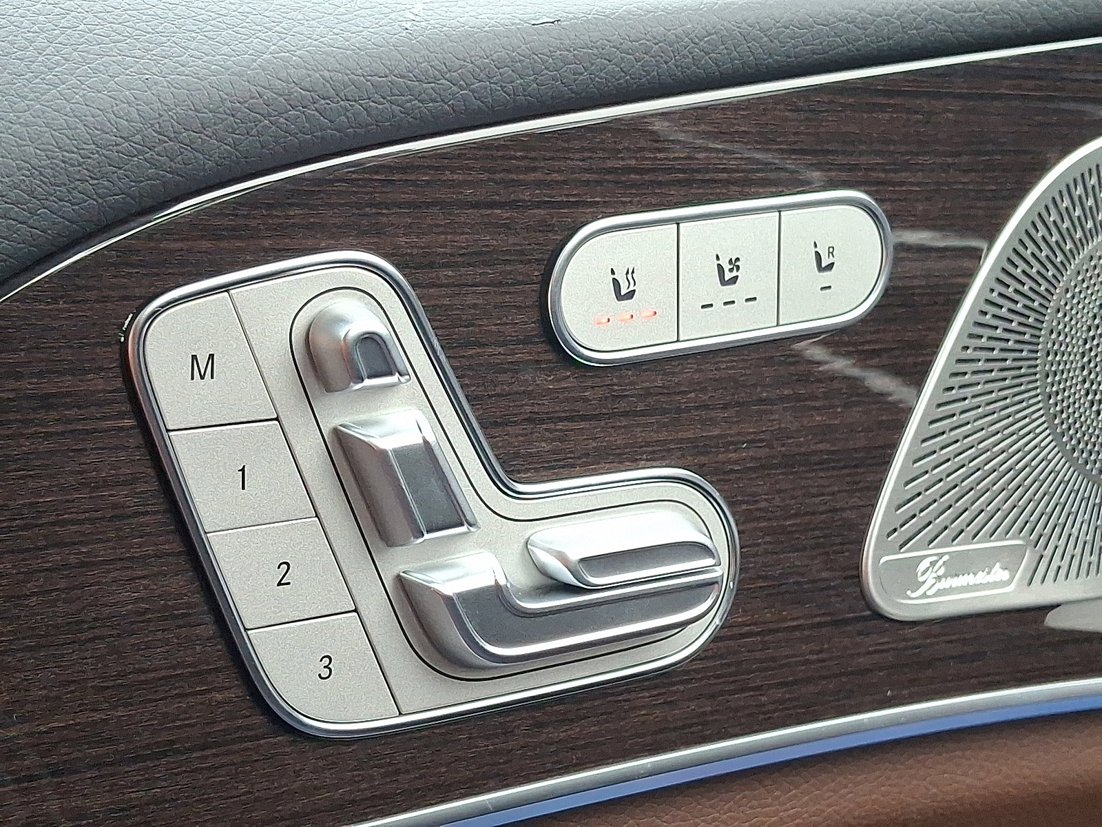 New 2026 Mercedes-Benz GLS 450 4MATIC image 17