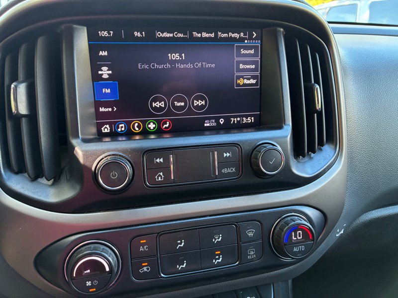 Used 2019 Chevrolet Colorado Z71 AWD/4WD image 12