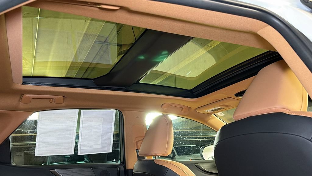 Used 2023 Lexus NX 350 AWD image 13