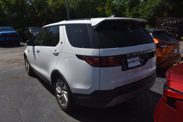 Used 2024 Land Rover Discovery S AWD/4WD image 6
