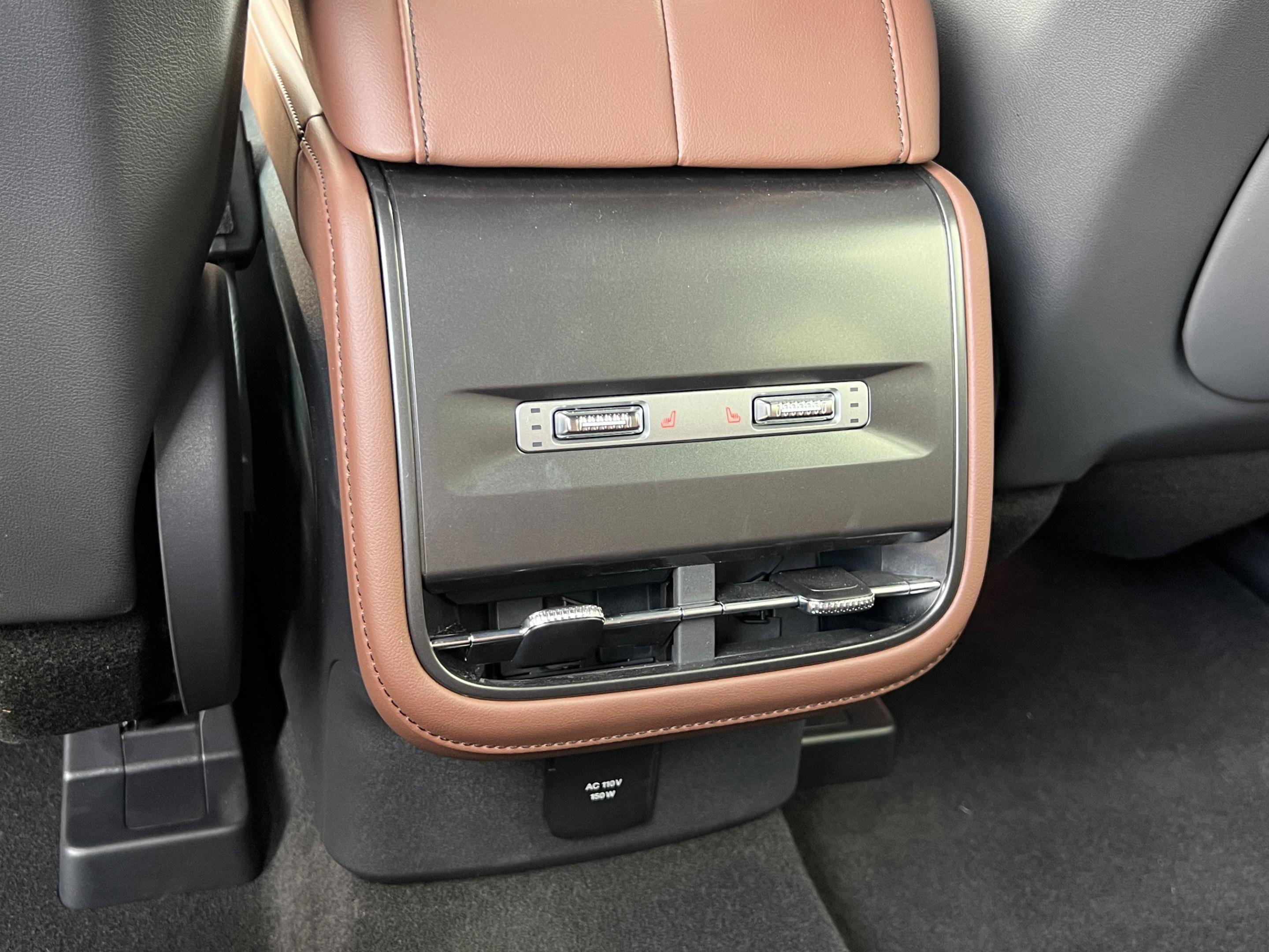 New 2026 Lincoln Nautilus Reserve AWD/4WD image 28