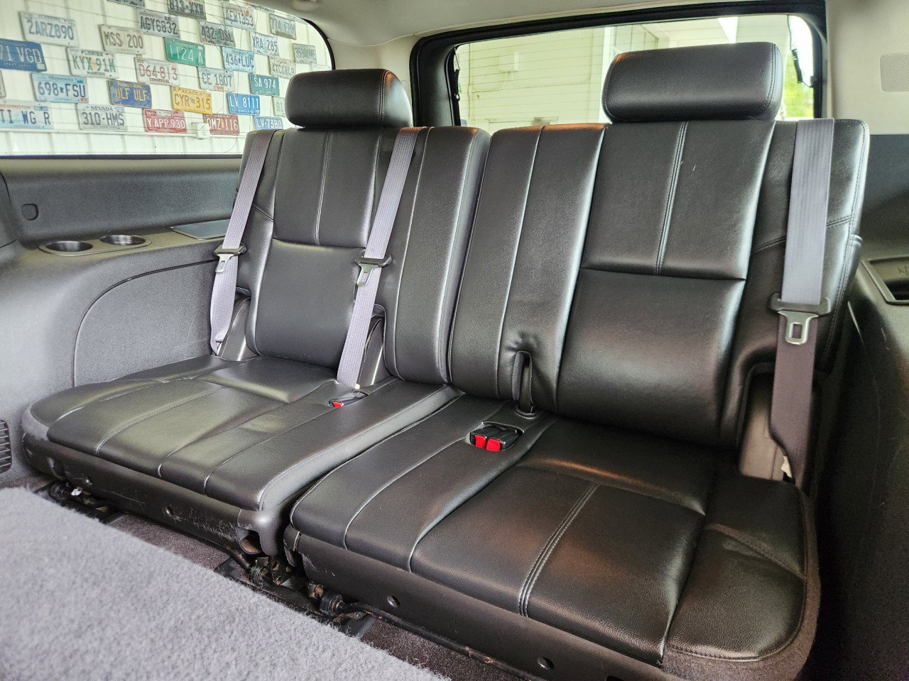 Used 2012 Chevrolet Suburban LT w/ Luxury Package AWD/4WD image 8