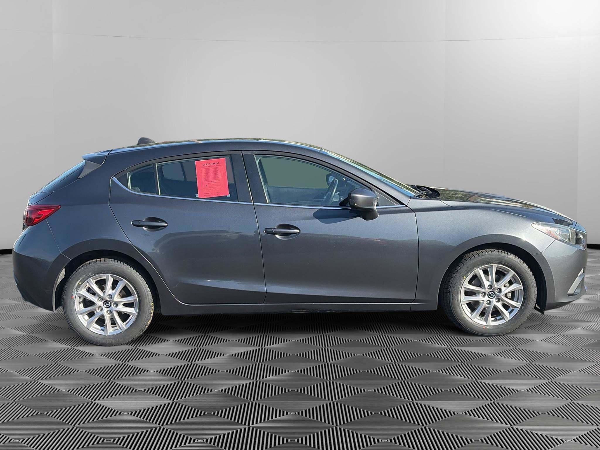 Used 2014 MAZDA MAZDA3 i Touring FWD image 8