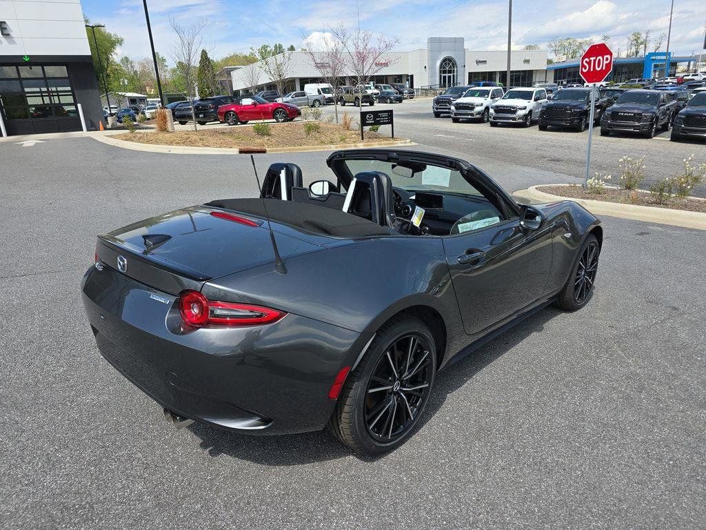 New 2026 MAZDA MX-5 Miata Grand Touring RWD image 3