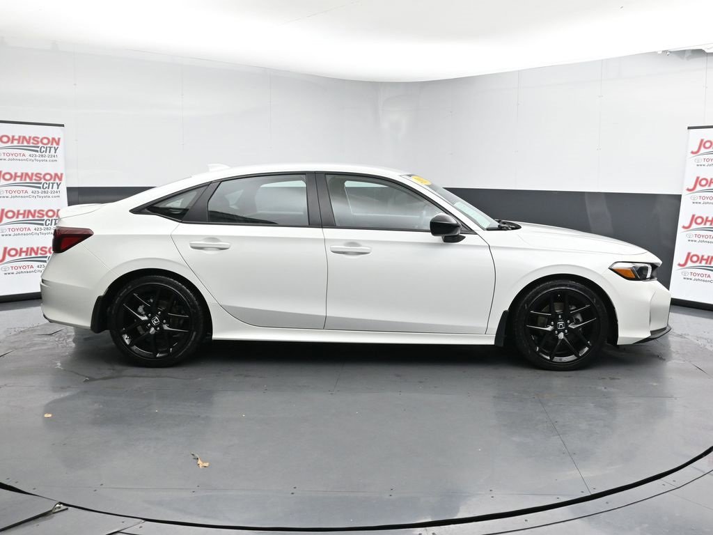 Used 2025 Honda Civic Sport image 9