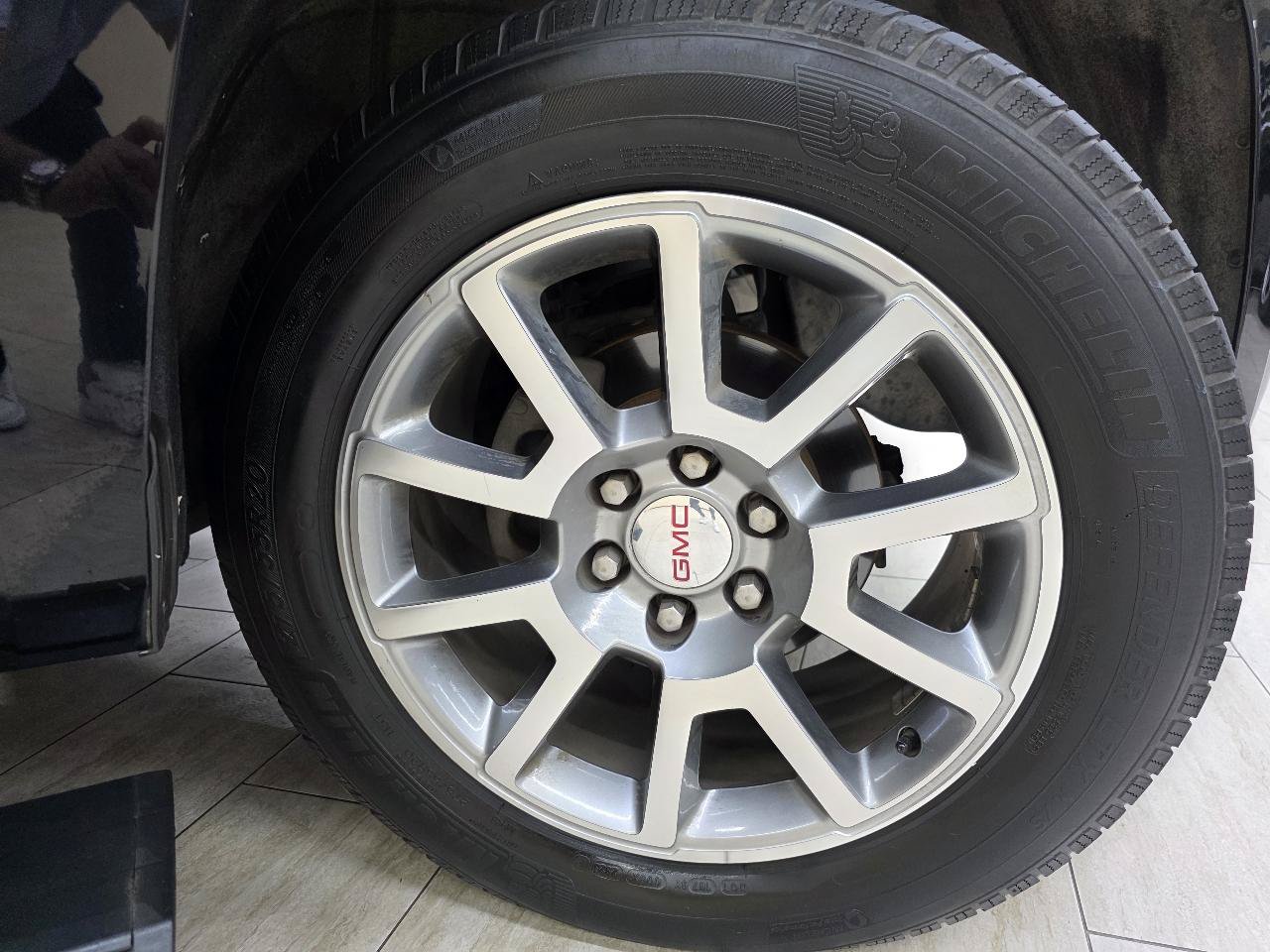 Used 2016 GMC Yukon XL Denali w/ Open Road Package AWD/4WD image 44