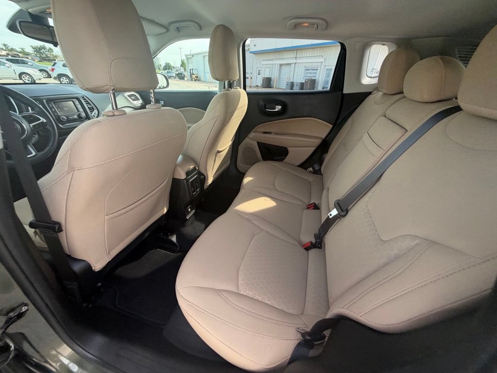 Used 2018 Jeep Compass Sport AWD/4WD image 22