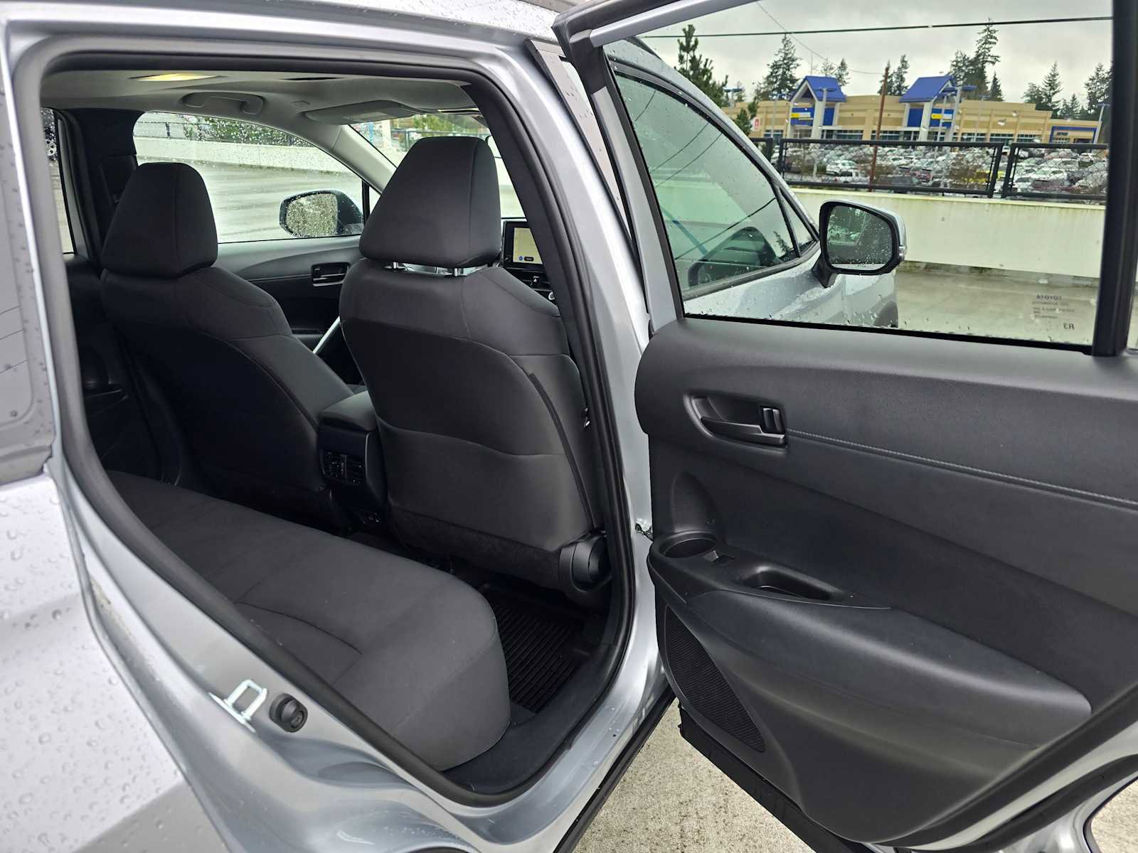 Certified 2023 Toyota Corolla Cross LE w/ Moonroof Package image 13