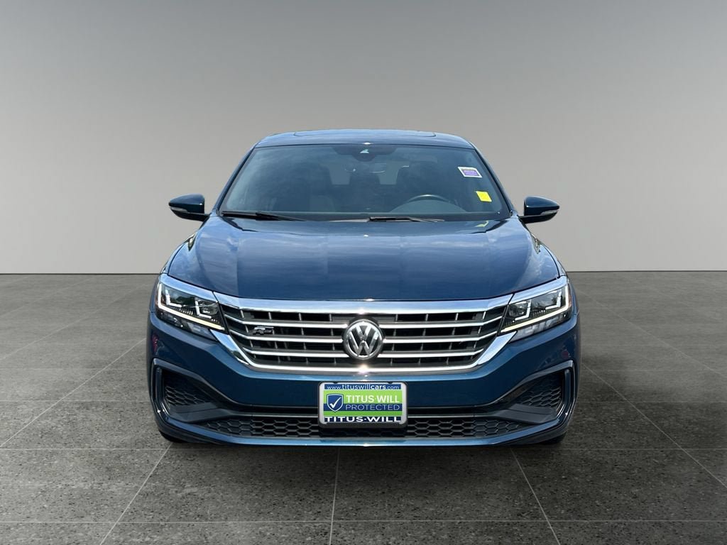 Used 2021 Volkswagen Passat 2.0T R-Line FWD image 2
