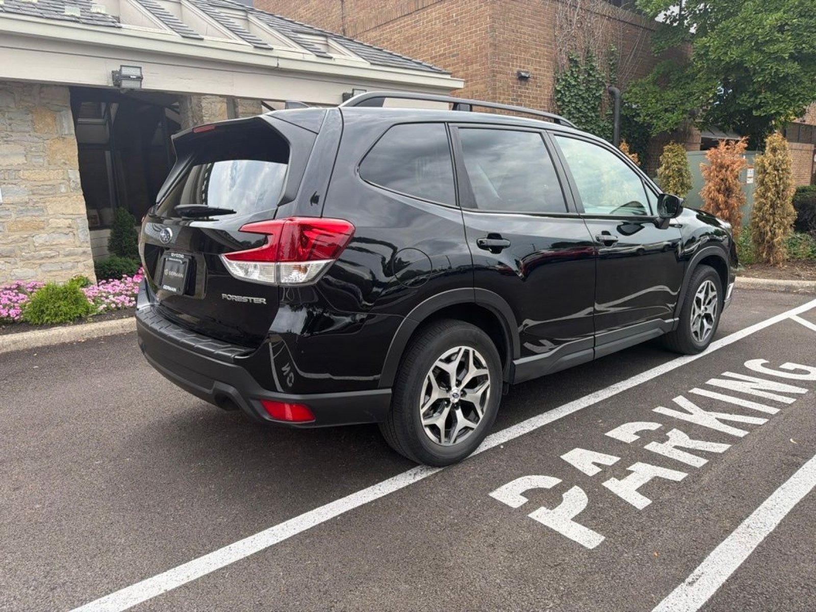 Used 2021 Subaru Forester Premium w/ Popular Package #1 AWD/4WD image 6