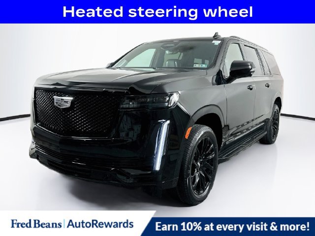 Certified 2024 Cadillac Escalade ESV Sport Platinum w/ LPO, ONYX Package AWD/4WD image 3