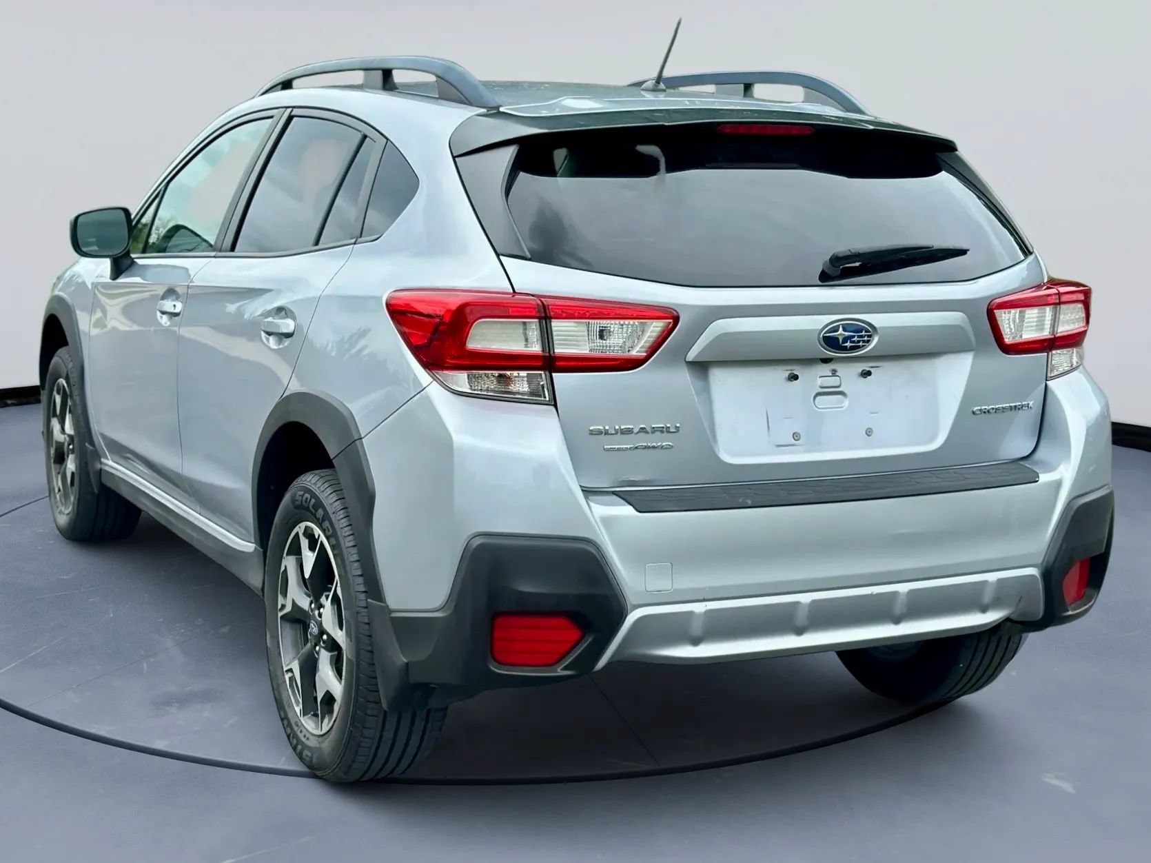 Used 2019 Subaru Crosstrek 2.0i AWD/4WD image 5