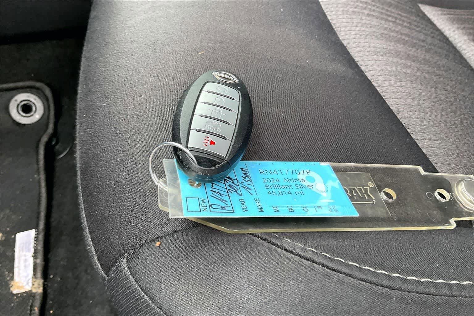 Used 2024 Nissan Altima 2.5 SV FWD image 19