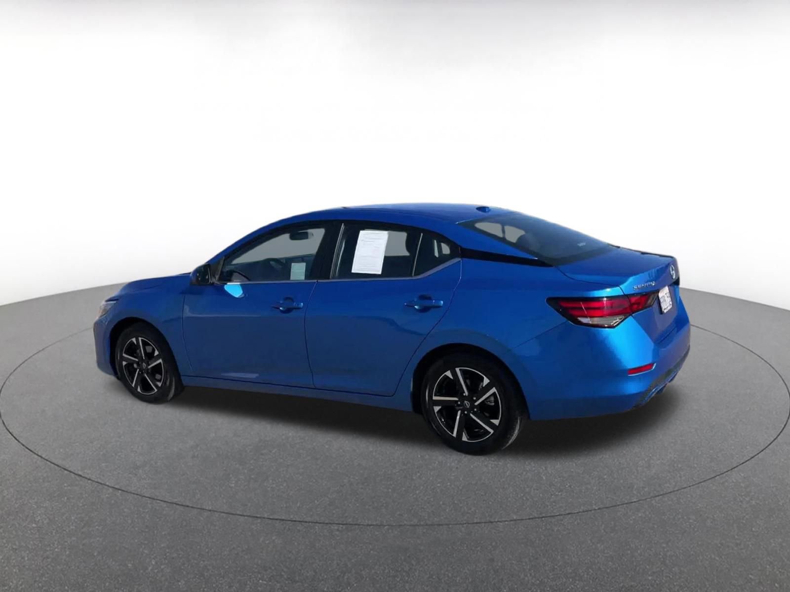 Used 2025 Nissan Sentra SV image 10