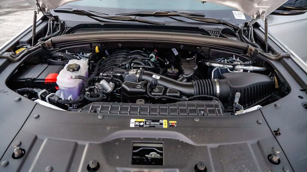 New 2025 Jeep Grand Cherokee L Limited w/ Black Appearance Package image 28