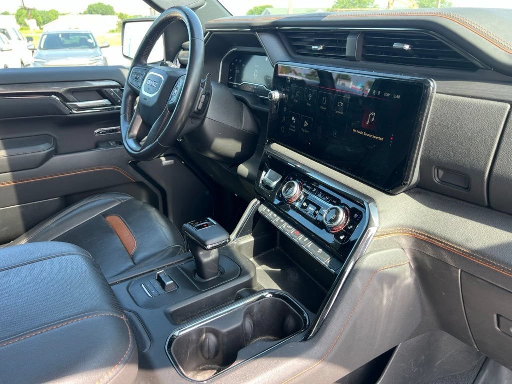 Used 2023 GMC Sierra 1500 AT4 w/ AT4 Premium Package AWD/4WD image 54