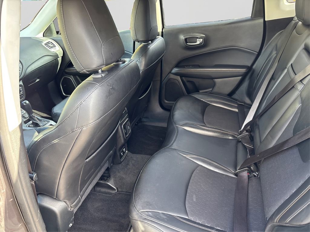 Used 2019 Jeep Compass Latitude image 10
