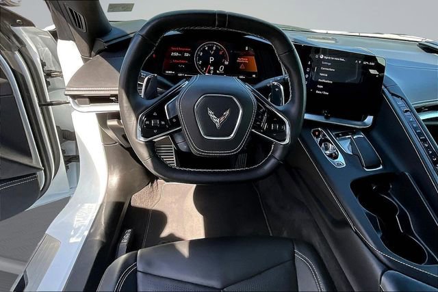 Used 2025 Chevrolet Corvette Stingray Premium Cpe w/ 3LT image 8