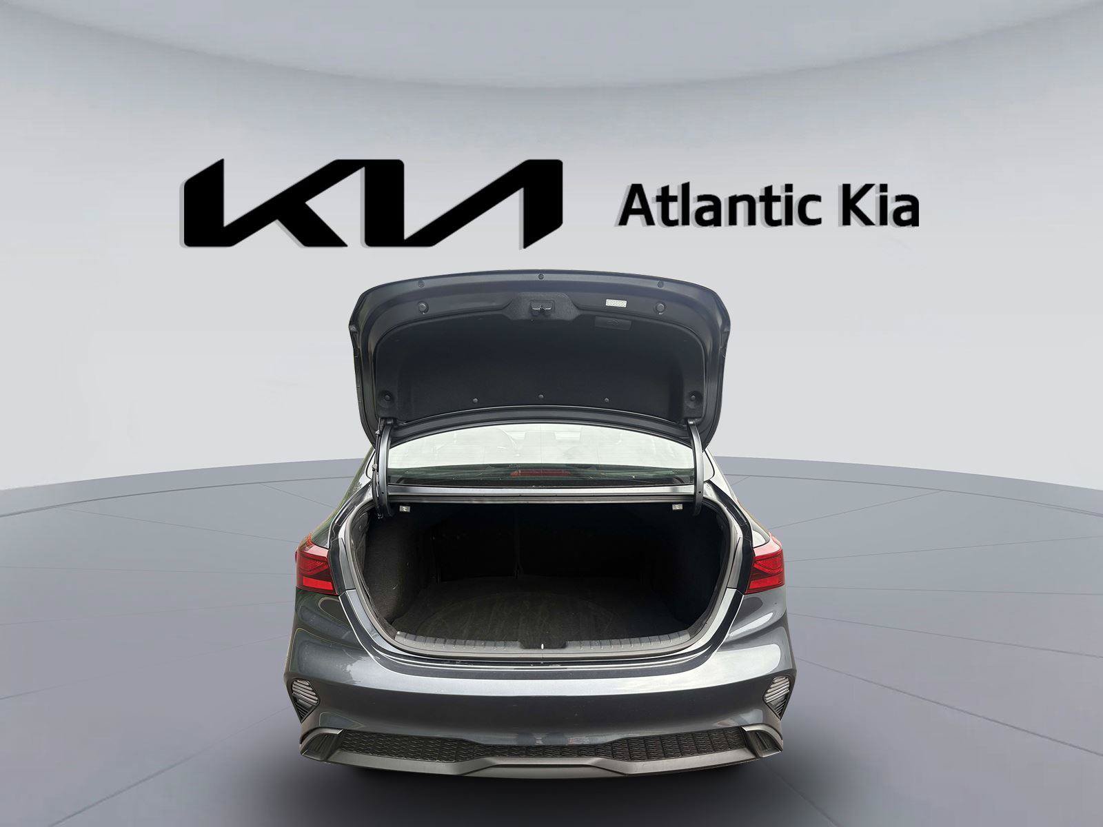 Certified 2023 Kia Forte LXS w/ LXS Technology Package FWD image 8