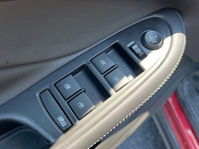 Used 2019 Buick Envision Essence FWD image 30