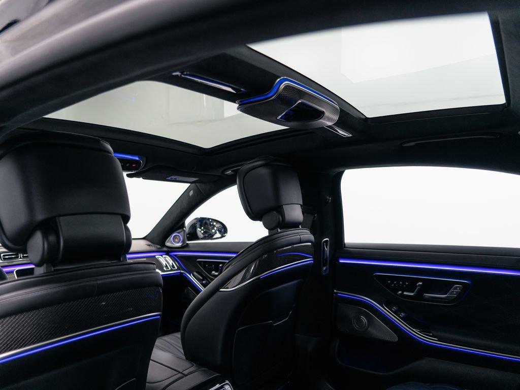 Used 2024 Mercedes-Benz S 63 AMG S image 25
