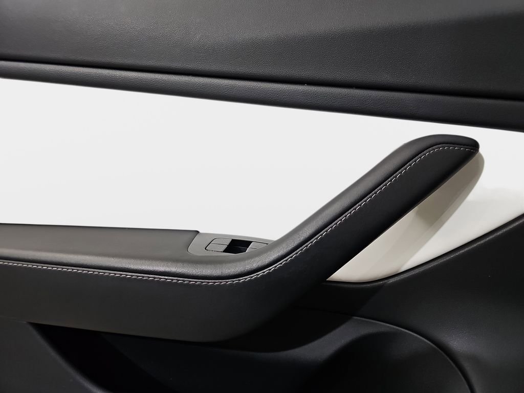 Used 2018 Tesla Model 3 Long Range image 27