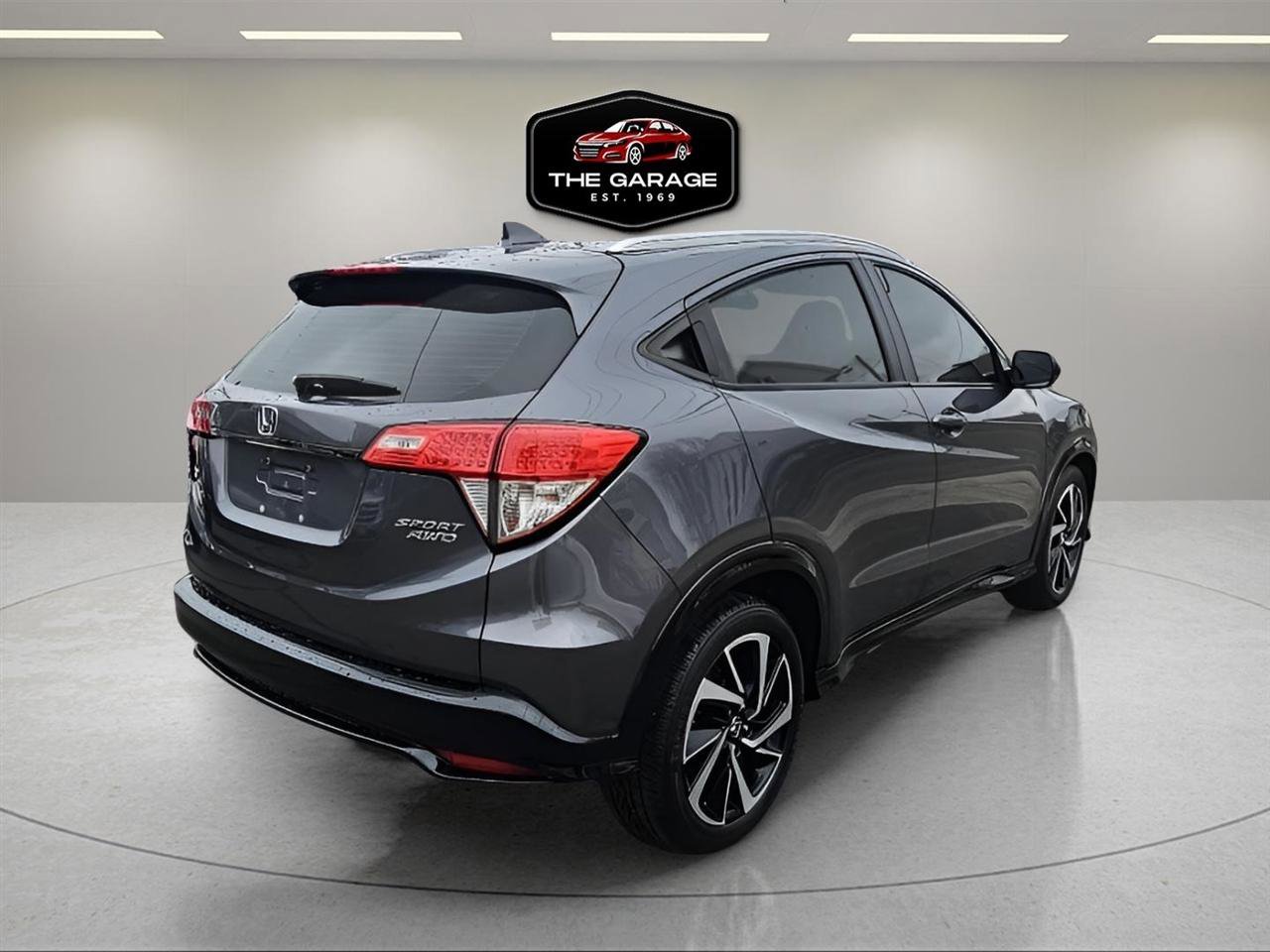 Used 2019 Honda HR-V Sport image 6