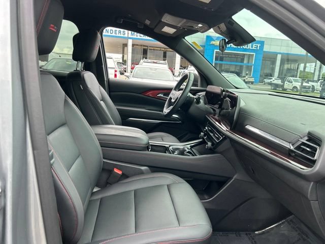 Used 2025 Chevrolet Traverse Z71 w/ Driver Confidence Package AWD/4WD image 33