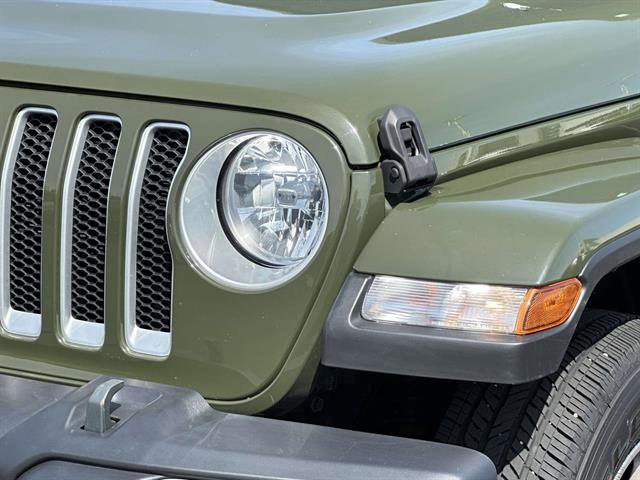 Used 2021 Jeep Wrangler Unlimited Sahara w/ Uconnect 4C Nav & Sound Group AWD/4WD image 7