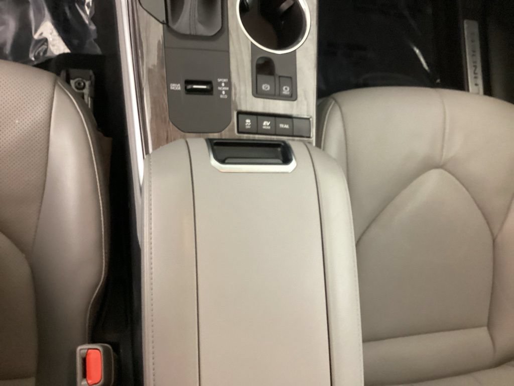 Used 2022 Toyota Highlander Limited AWD/4WD image 20