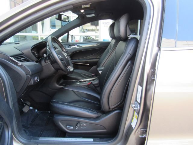 Used 2016 Lincoln MKC Premiere image 13