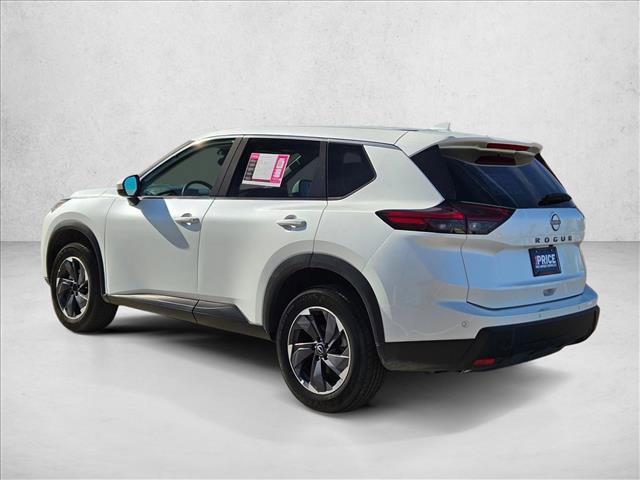 Used 2025 Nissan Rogue SV image 8