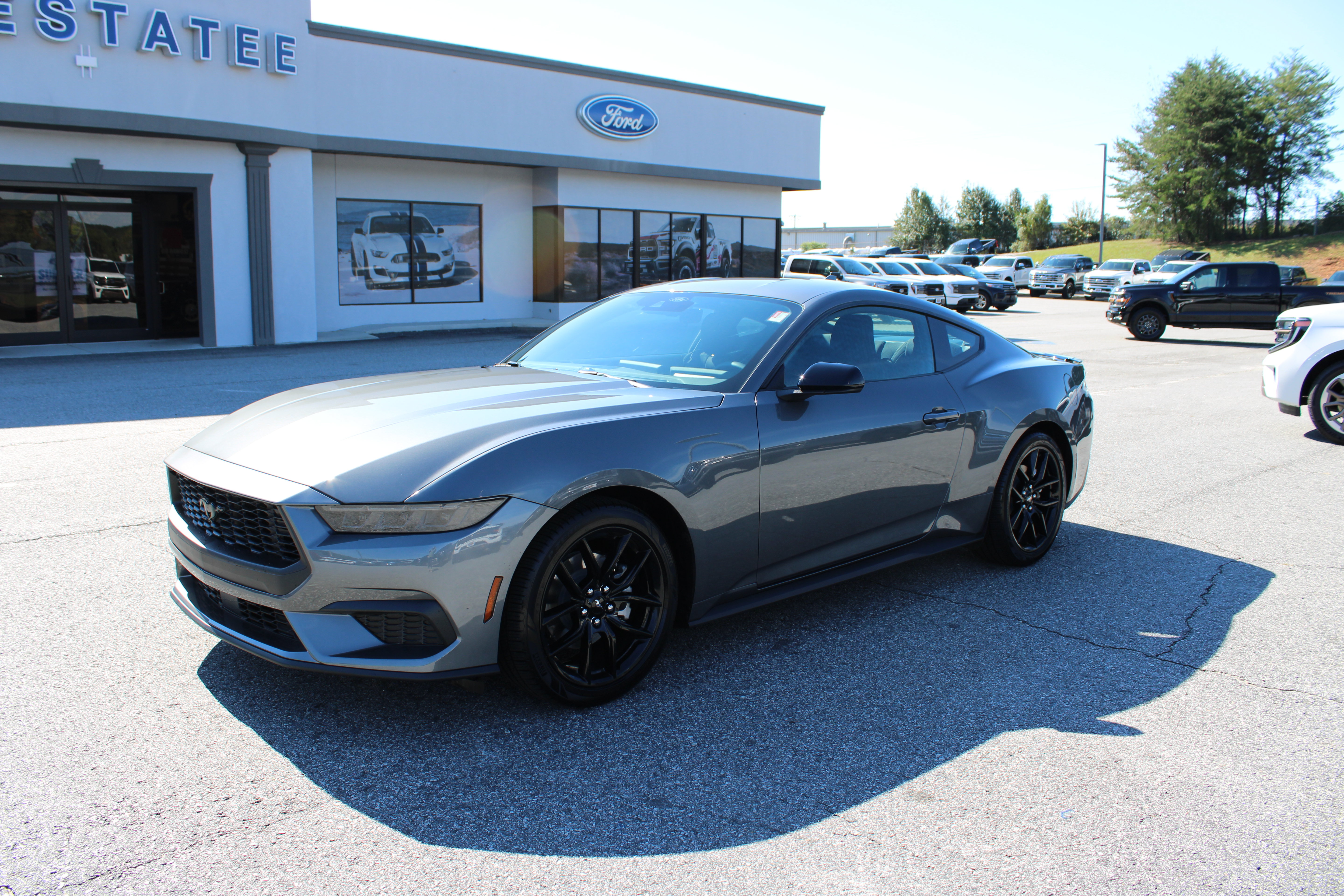 Used 2026 Ford Mustang Coupe w/ Mustang Nite Pony Package RWD image 3