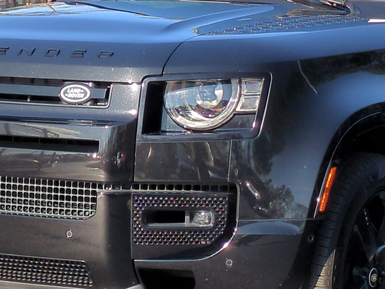 Used 2023 Land Rover Defender 110 V8 image 6