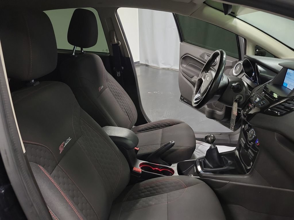 Used 2019 Ford Fiesta ST-Line FWD image 31