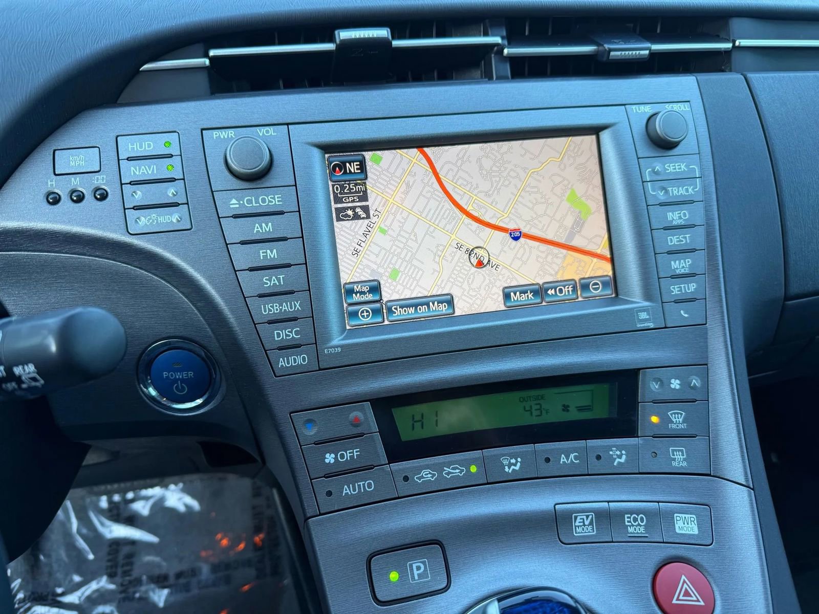 Used 2012 Toyota Prius Five image 18