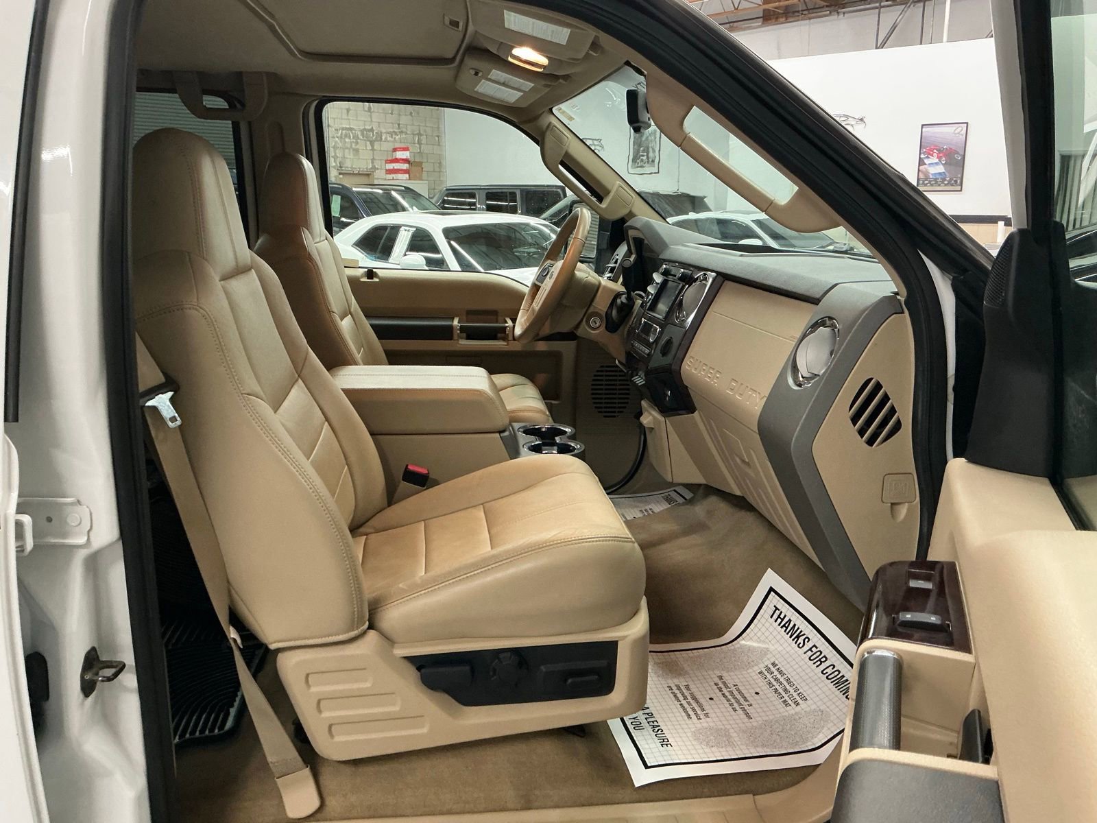 Used 2010 Ford F250 Lariat image 12