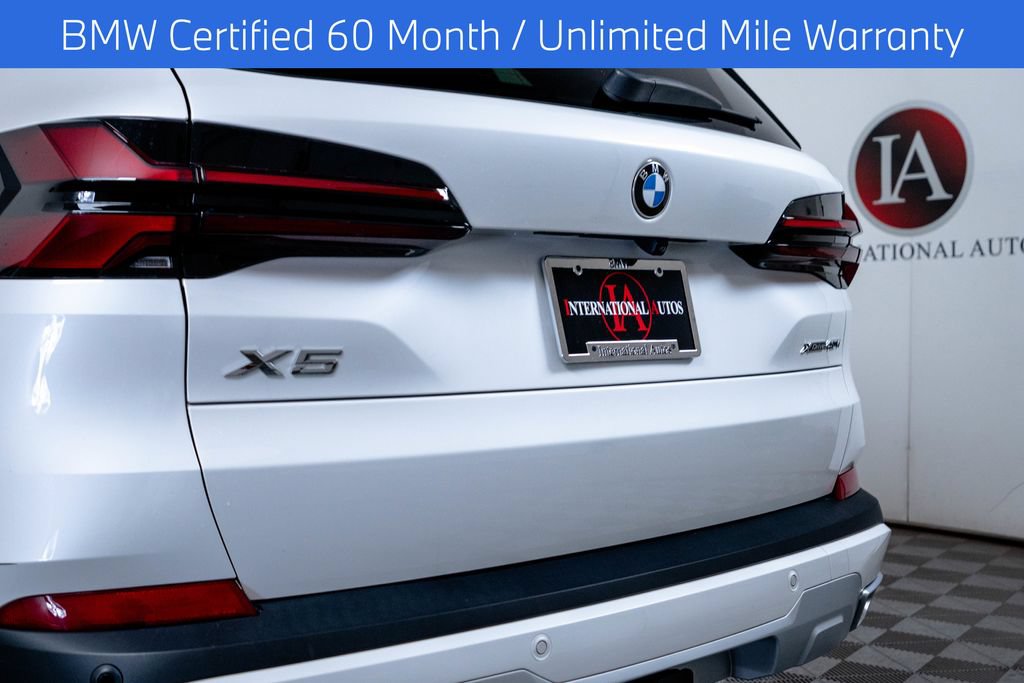 Certified 2024 BMW X5 xDrive40i w/ Premium Package AWD/4WD image 11
