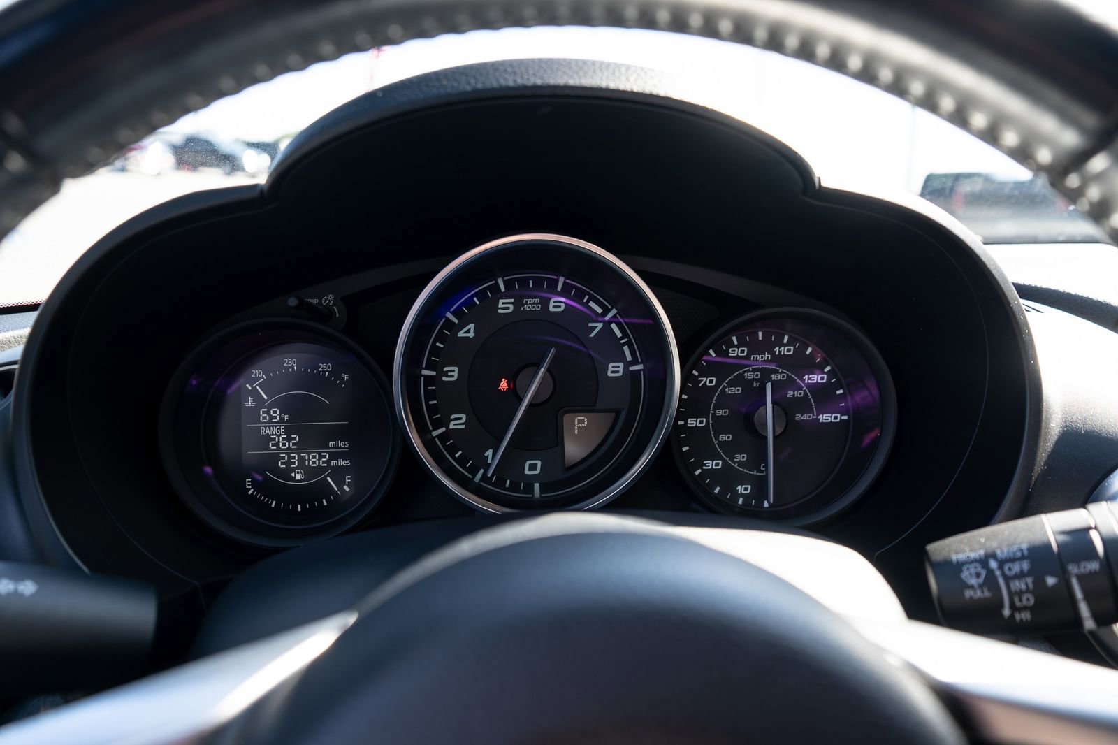 Used 2018 FIAT 124 Spider Classica w/ Technology Group image 23