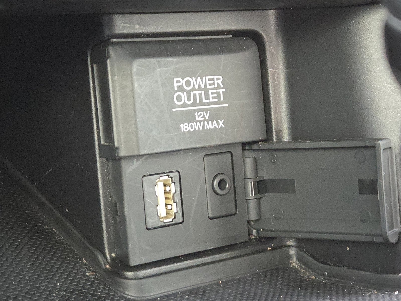 Used 2015 Honda Accord Touring image 6