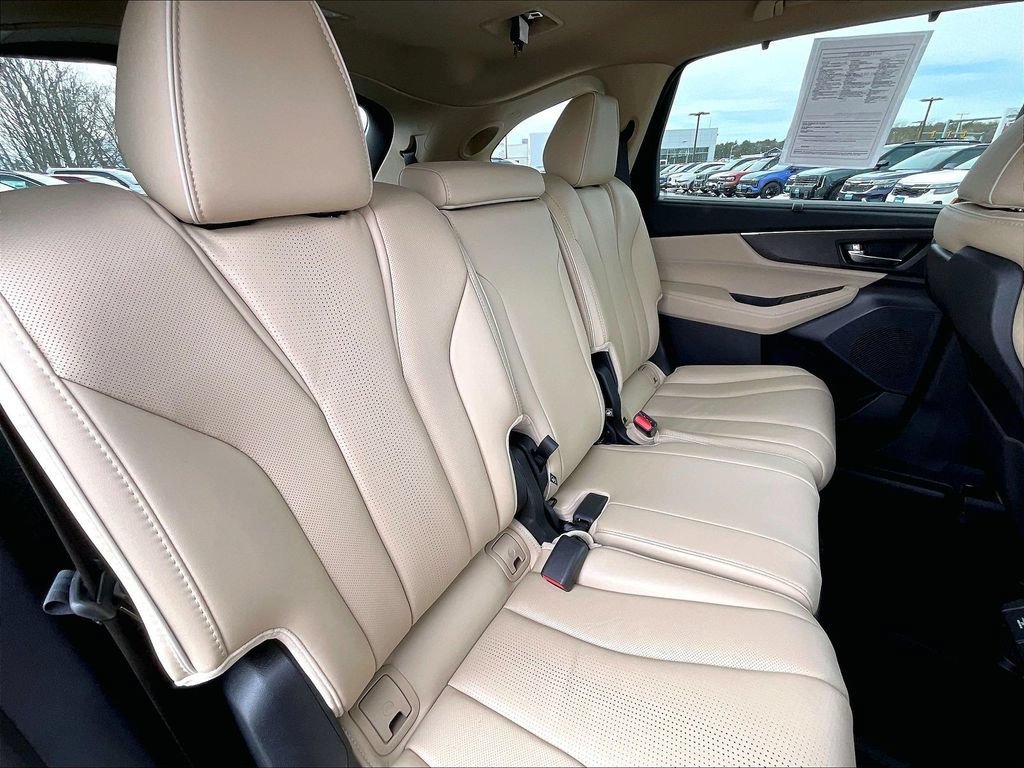 Used 2023 Acura MDX w/ Advance Package AWD/4WD image 15