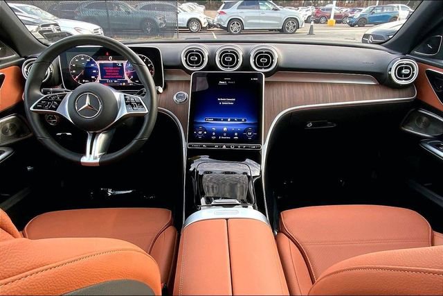 Used 2025 Mercedes-Benz C 300 4MATIC Sedan image 12