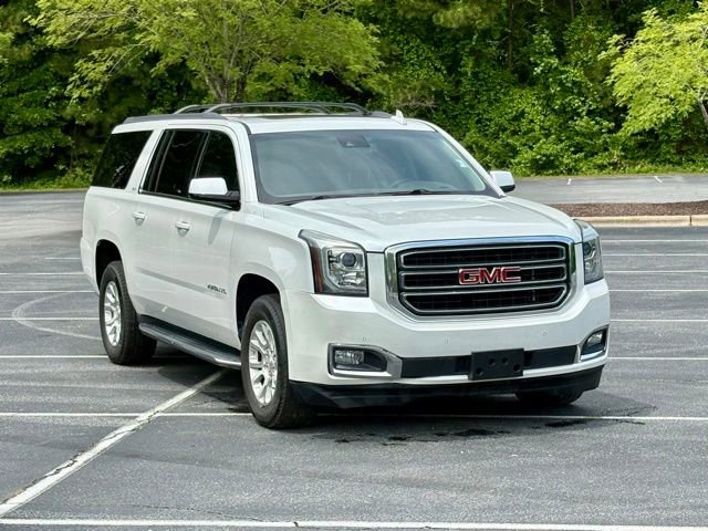 Used 2017 GMC Yukon XL SLT w/ Open Road Package AWD/4WD image 11