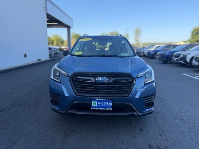 Used 2024 Subaru Forester AWD/4WD image 3