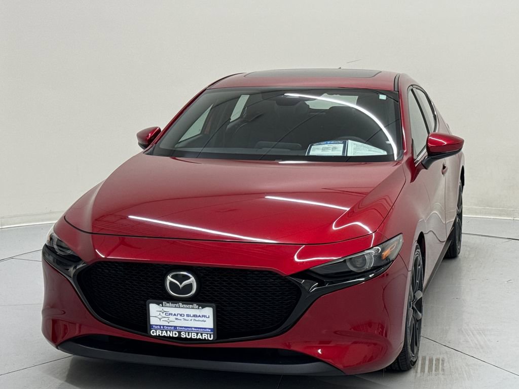 Used 2019 MAZDA MAZDA3 Hatchback w/ Premium Package FWD image 1