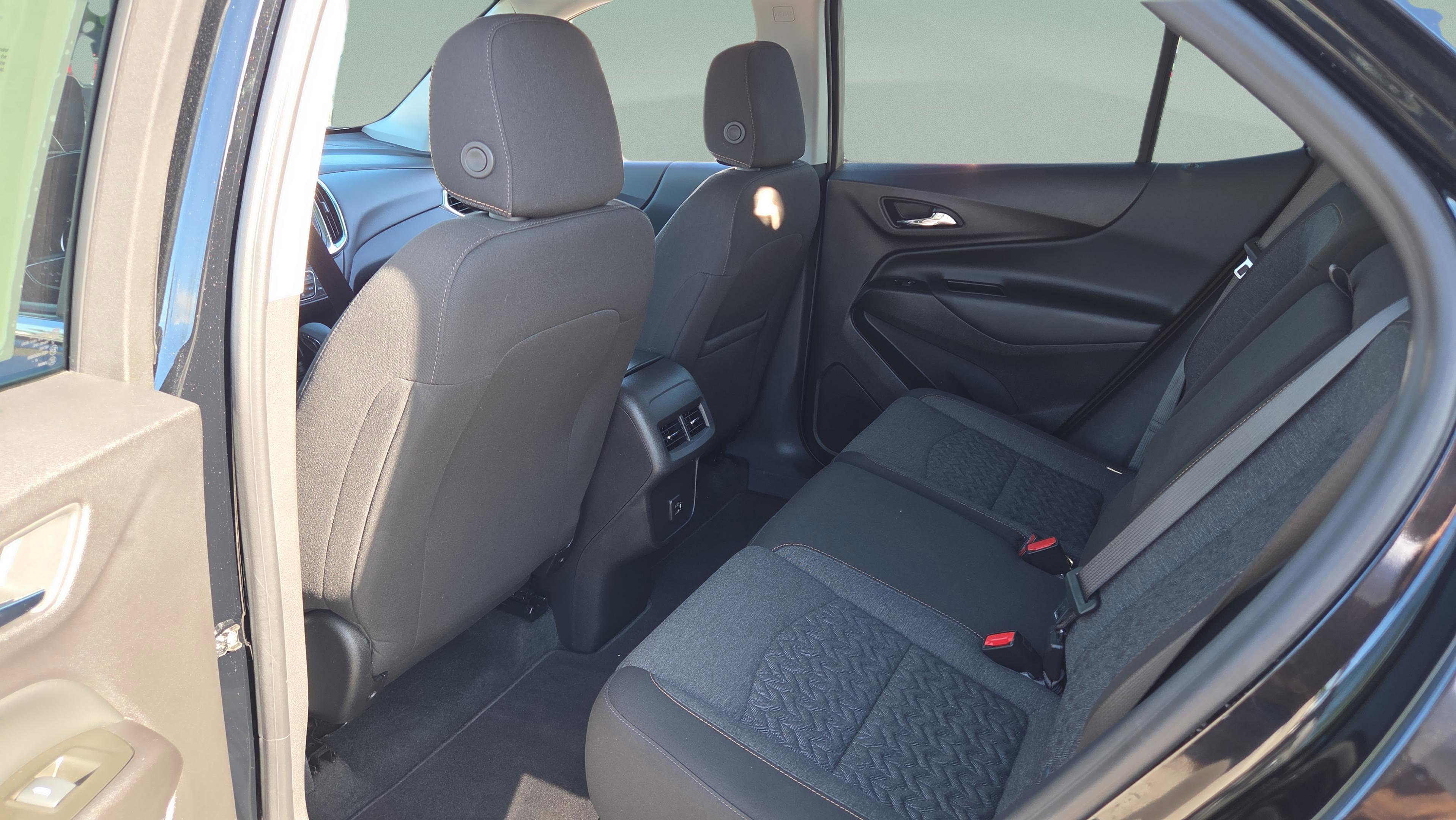 Used 2024 Chevrolet Equinox LT image 11