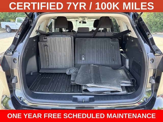 Used 2023 Toyota Highlander L AWD/4WD image 12