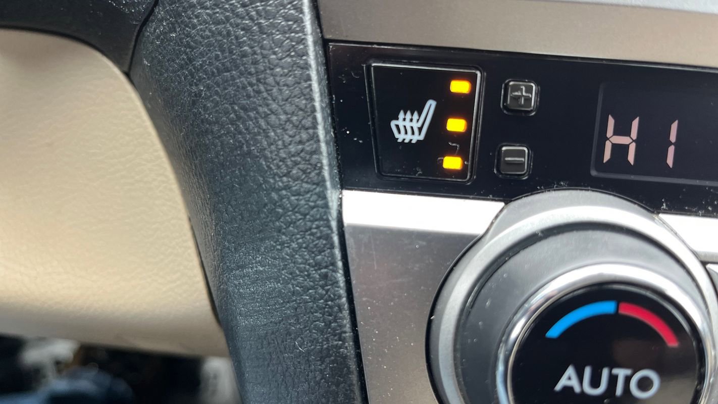 Used 2017 Subaru Outback 2.5i Limited image 19